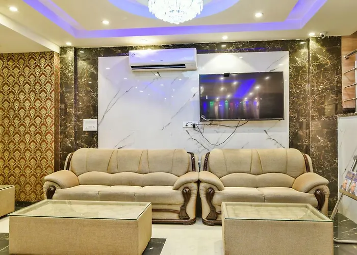 Olivia Entrance Delhi Airport Mahipalpur Hotel New Delhi